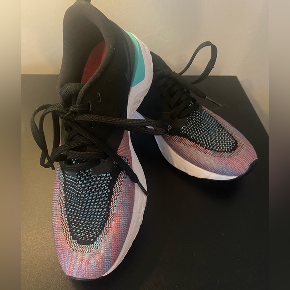 Nike Odyssey React running shoes 7.5 - Picture 1 of 5